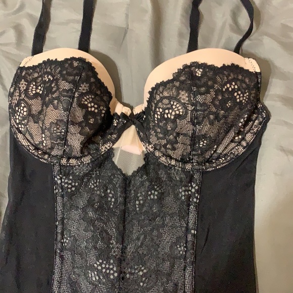 Never been worn Victoria’s Secret corset top - Picture 2 of 7